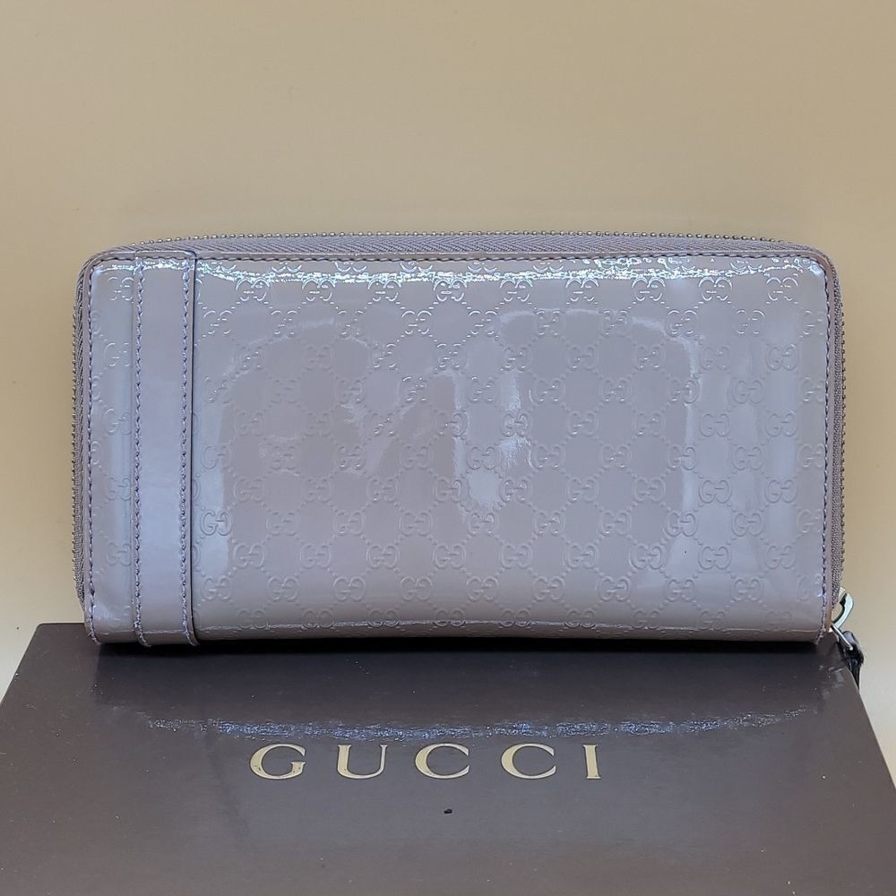 Authentic Gucci GG Monogram Wallet - Picture 2 of 12